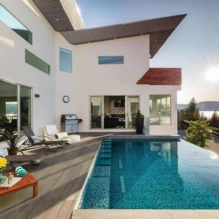 The Infiniti Villa Kelowna Exterior foto